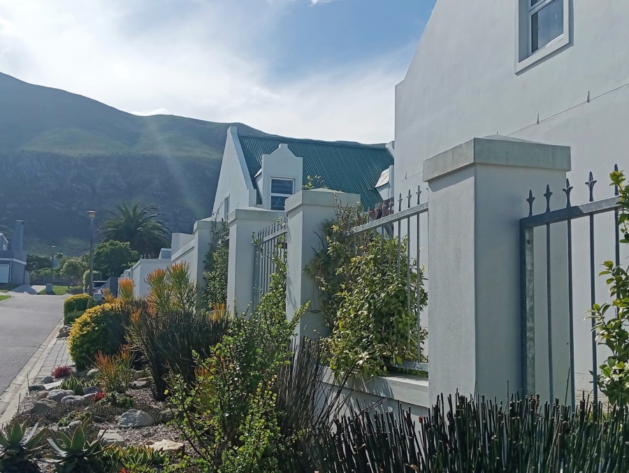 To Let 2 Bedroom Property for Rent in Onrus Western Cape